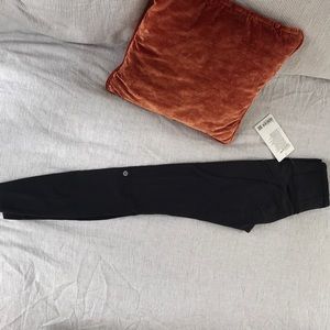 Size 4, black, Fast and free HR Tight 28”